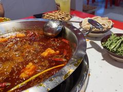 -厂花素芬九宫格火锅(红光店)