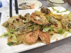 海鲜炒年糕-金海湾海鲜排档(朱家尖店)