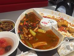 -龙巢盱眙龙虾·牛蛙·烧烤宵夜(八卦岭店)