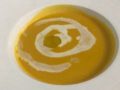 奶油栗子南瓜汤-小莫餐厅And More Restaurant西餐(北京展览馆店)