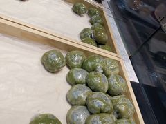 豆沙青团-沈大成(城隍庙店)