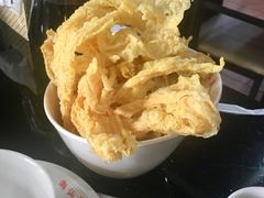 炸腐竹-潮汕美牛肉丸火锅店(天宁寺店)