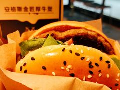 -麦当劳(杭州西湖银泰百货店)