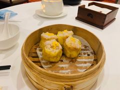 蟹黄干蒸烧卖-白天鹅宾馆-宏图府餐厅
