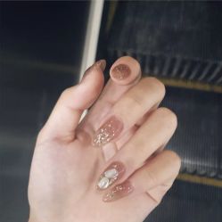 -臣丽纹眉全国连锁