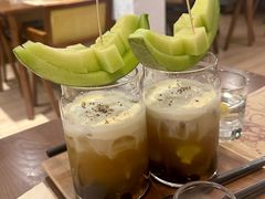 -Mark&Mars Restaurant