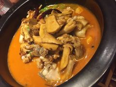 -云海肴·汽锅鸡·云南菜(天山百盛优客店)