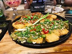 双味包浆豆腐-何师烧烤·香辣蟹·川菜·30年老品牌(太古里旗舰店)