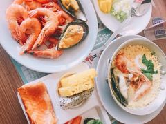 -彩虹云霄酒店76&78层国际自助餐