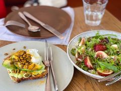 牛油果吐司-BOR Eatery(安福路店)