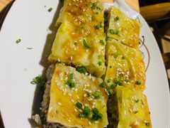 招牌豆皮-胖记烤肉(江汉路店)