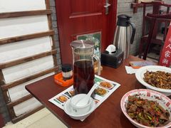 -湖南人家湘菜馆(镇江路店)