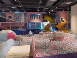 点击看大图 -桃桃城堡(欧亚汇集店)