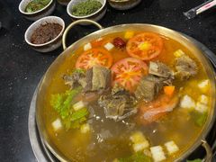 -顶顶汤火牛排火锅·经典铜锅涮肉