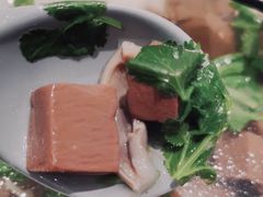 馋口鸭血汤-馋三尺蟹粉小笼(人民广场店)