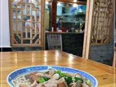 -锦泓老字号猪脏粉(东联大厦店)