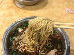 -覃肥叔桂林米粉(粮道街店)