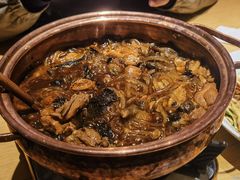 小鸡炖蘑菇-关东小磨东北菜(上海长风大悦城店)