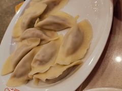 牛肉芹菜水饺-客临百思德·东北特色馆(龙湖时代天街店)