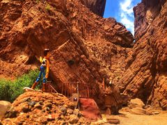 -天山神秘大峡谷