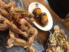 -老东镇啤酒屋海鲜加工·蒸汽海鲜·海鲜烧烤(台东店)