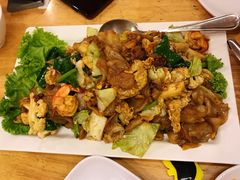 -J Daeng Seafood