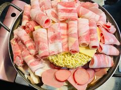 -炙韩料理·部队锅专门店