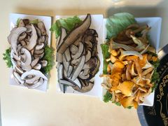 -野菌皇海景野生菌火锅(滨海大道店)