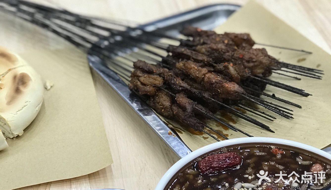 1.2r一串的烤肉哪里找