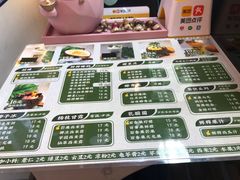 -津椰本·海南正宗椰奶清补凉(店一店)