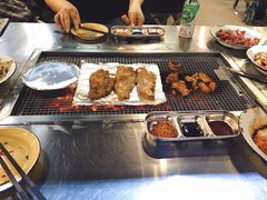 -马路牙子烧烤音乐酒馆(望京店)