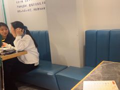 -南海底小海鲜·湘菜(鲁巷吴家湾店)