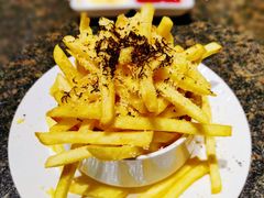 黑松露芝士薯条-NIUAN牛庵·日式和牛烧肉(恒隆店)