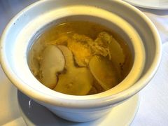 川贝海底椰炖龙骨-百味馆·海鲜·湛江菜(后海花园店)