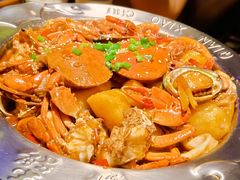 -钳小厨疯味1987肉蟹煲(美一城广场店)