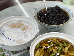 -梧州双钱龟苓膏(老街店)