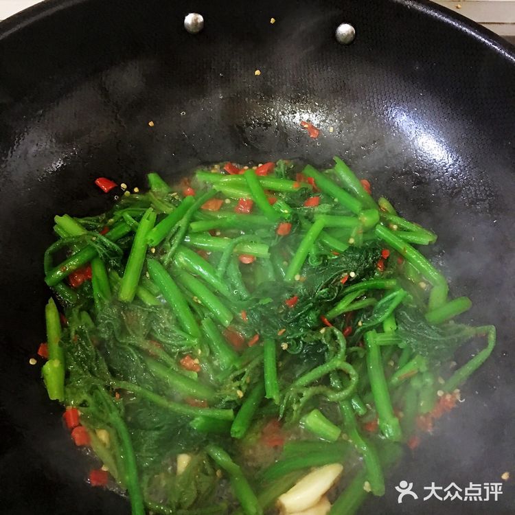 好吃美味绿化你的视野的炒南瓜尖