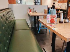 -小杨生煎(金山百联购物中心3楼店)