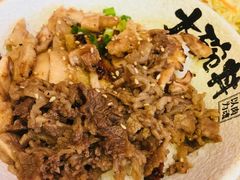 -熊吞·大碗丼烧肉饭(济宁万达广场店)