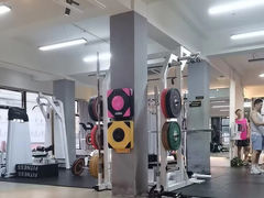 -GYMPLUS私教健身会馆(大悦城店)