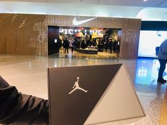 -NIKE品牌体验店(金源新燕莎店)