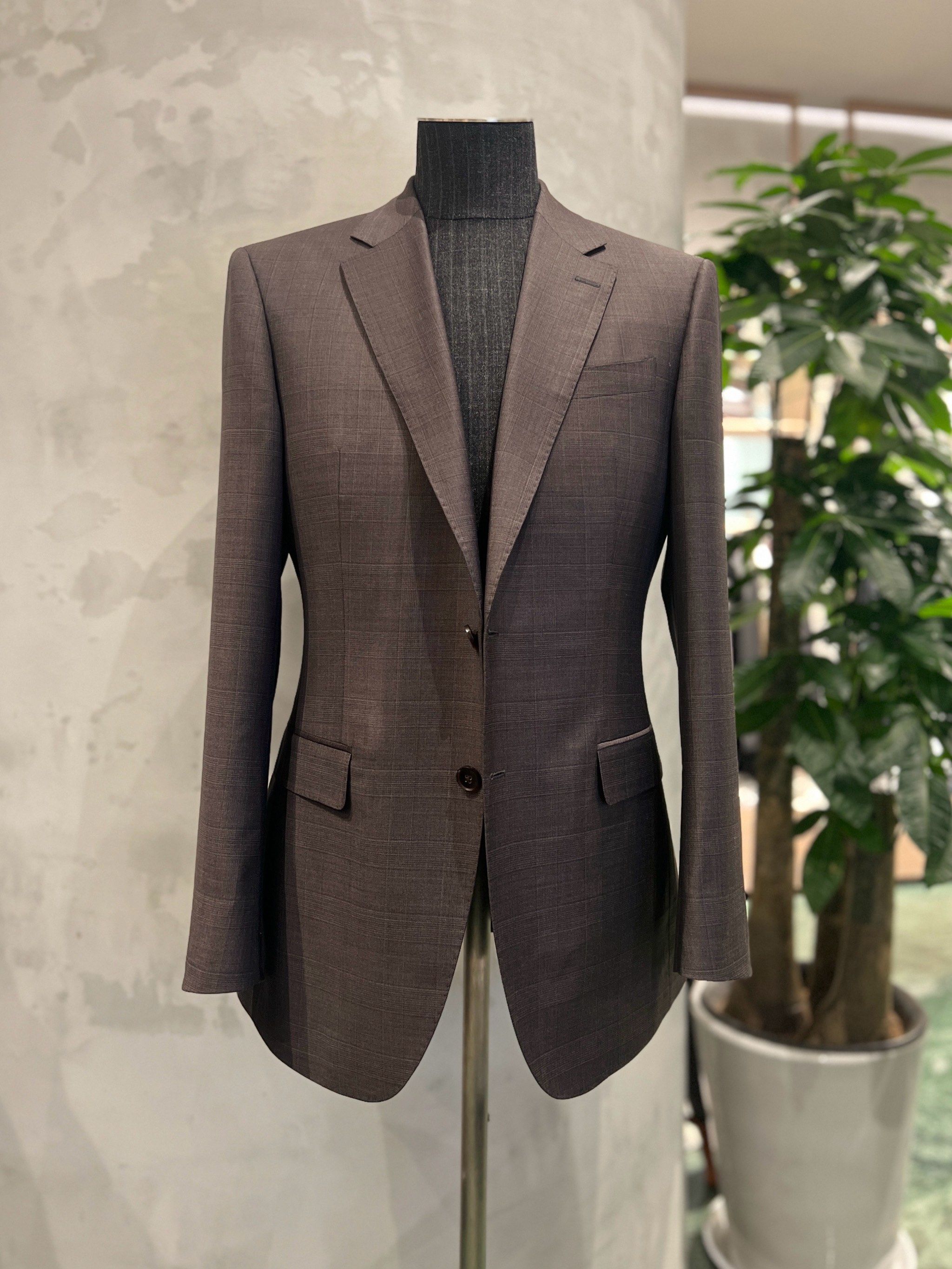 探索杰尼亚面料定制西装的奢华之美