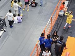 -极限PLAY运动娱乐新世界·团建派对潮玩休闲馆·室内蹦极高空游乐园