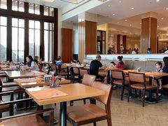 大堂-亚龙湾希尔顿自助餐厅·海鲜·烧烤·沙滩BBQ·现场乐队