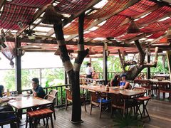 -卷心菜和避孕套餐厅(Pattaya)