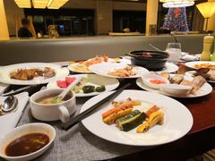 -东西风牛排馆周末烧烤自助(首都机场希尔顿店)