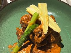 -Mogul Eatery·大亨餐酒馆
