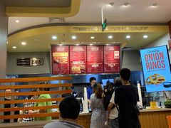 -The Habit Burger Grill 哈比特汉堡(爱琴海店)