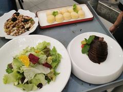 -香山湖家家宴(中山陵店)