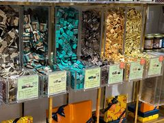 -VENCHI 闻绮(上海佛罗伦萨小镇店)